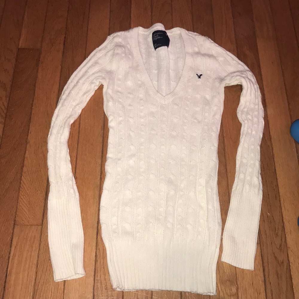 American eagle cable knit sweater